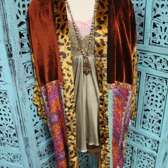 Aratta Multicolor Cheetah and Floral Kimono - Picture 2 of 3